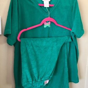 Quacker Factory 2 piece capri set 1X green terry